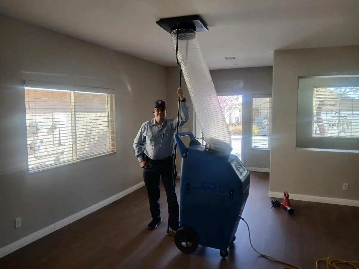 Professional Emergency HVAC Repair work inside a Laketown home